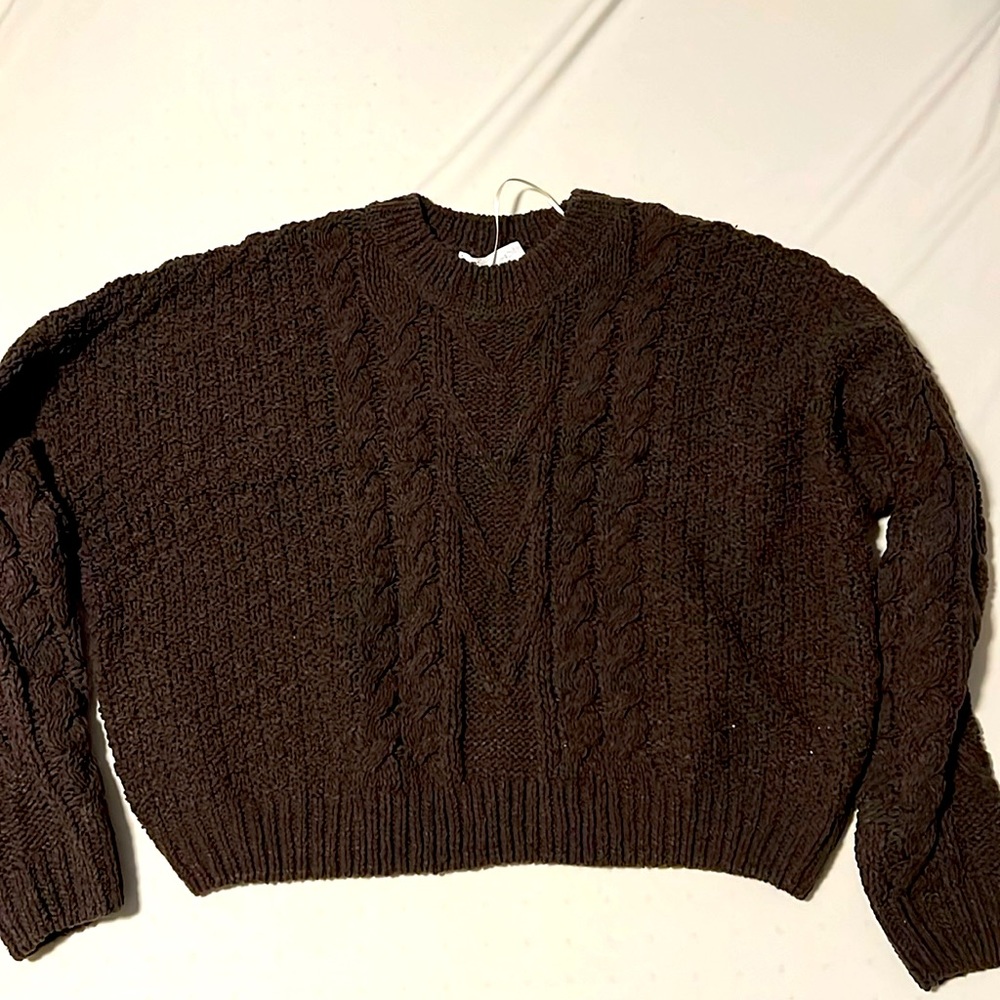 Cableknit Sweater